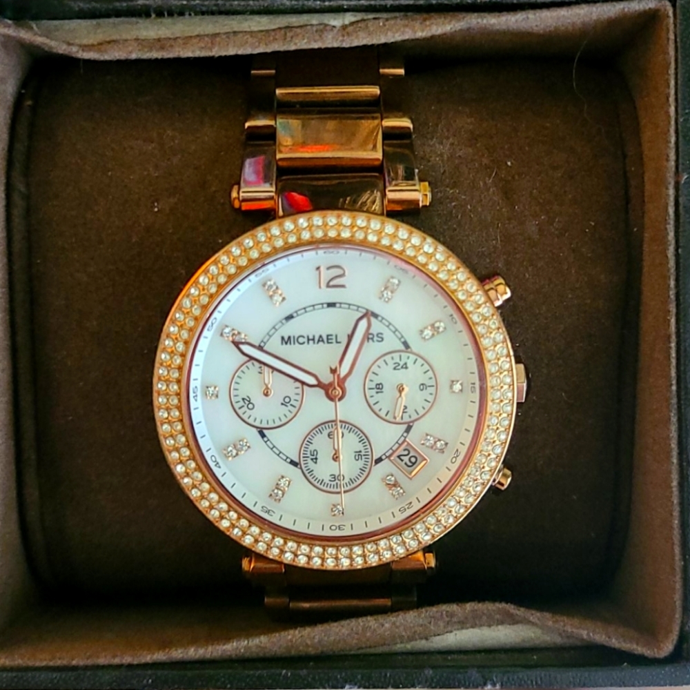 Michael Kors Rose Gold Diamond Studded Watch